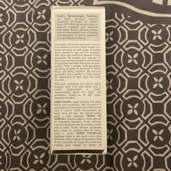 Kiehls Clearly Corrective Dark Spot Solution - Picture 3 of 6